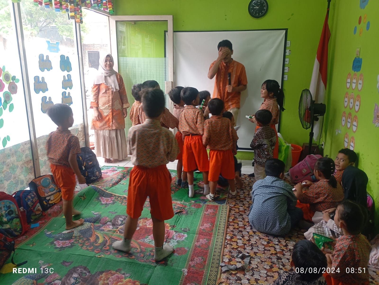 Wisata LiterAsyik X Guru Tamu Kota Administrasi Jakarta Timur Ke Melati Berseri